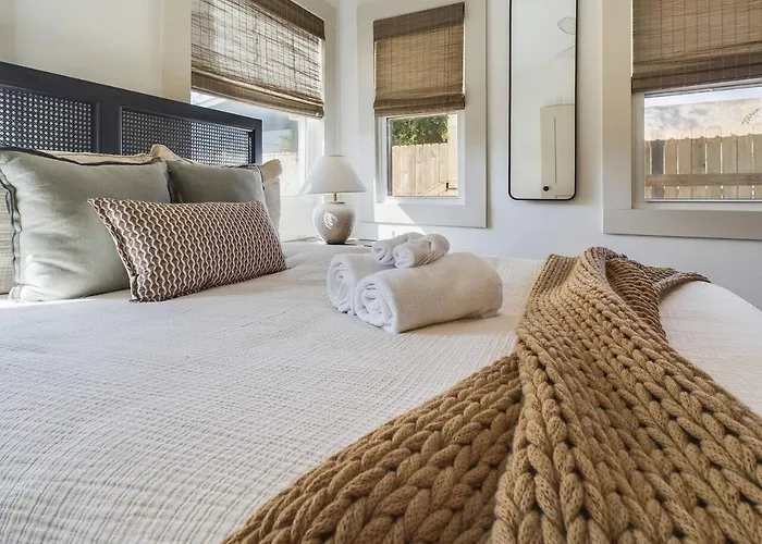 Buchanan - Eclectic Mid-mod Design Dt Hébergement de vacances Lafayette