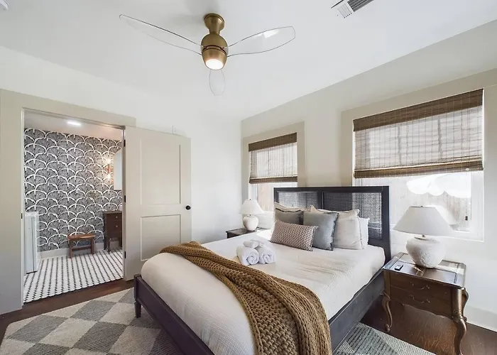 Buchanan - Eclectic Mid-mod Design Dt * Lafayette