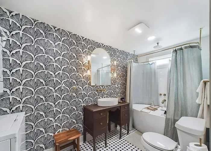 Buchanan - Eclectic Mid-mod Design Dt * Lafayette